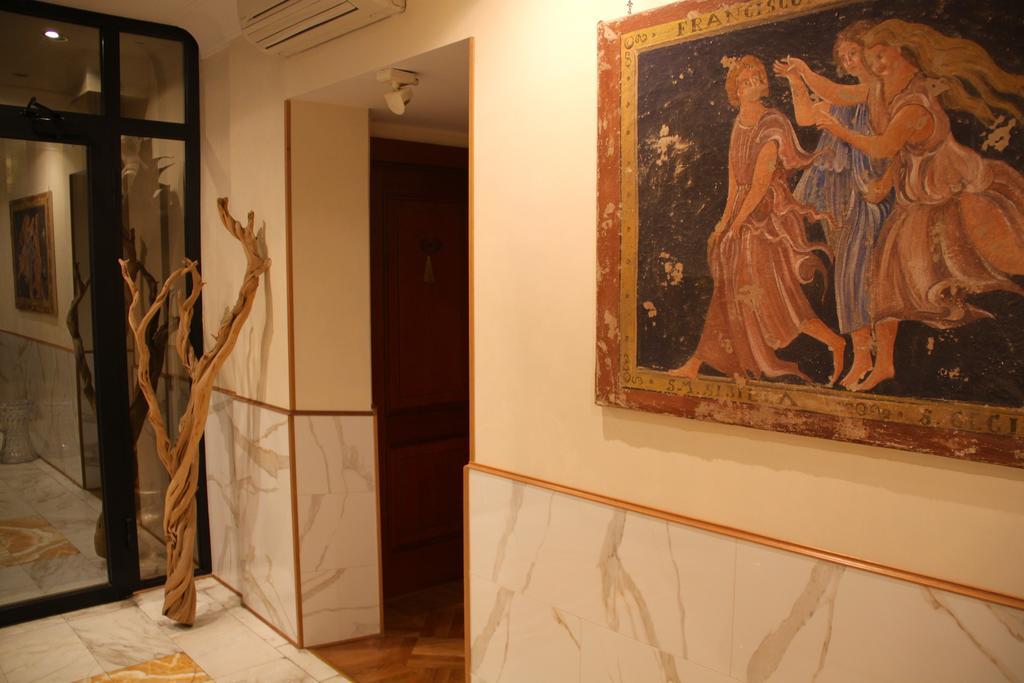 Luxury H 2000 Bed & Breakfast Rome